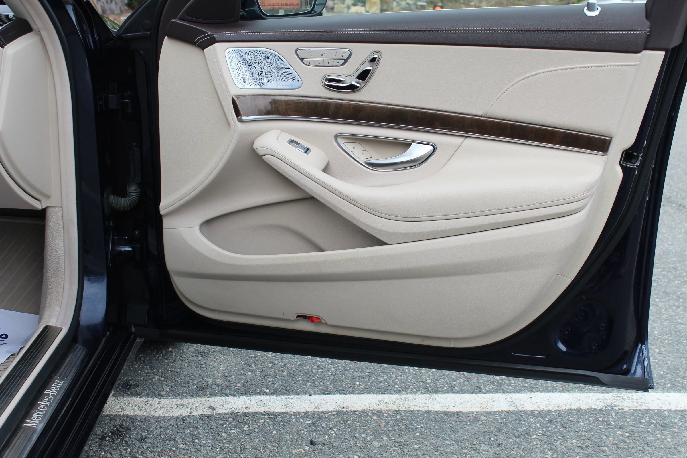 Used 2015 Mercedes-Benz S 550 4MATIC Sedan image 18