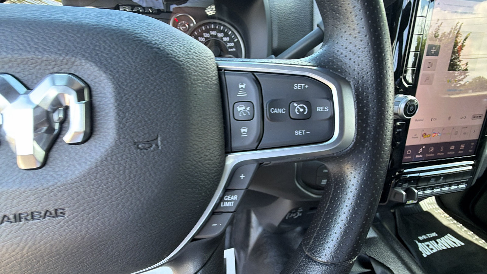 New 2026 RAM 3500 Tradesman AWD/4WD image 23