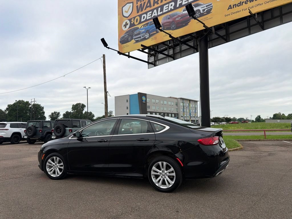 Used 2016 Chrysler 200 Limited w/ Anniversary Edition FWD image 3