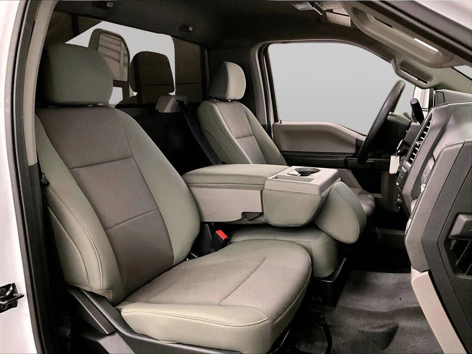 Certified 2021 Ford F250 XL w/ Power Equipment Group image 8