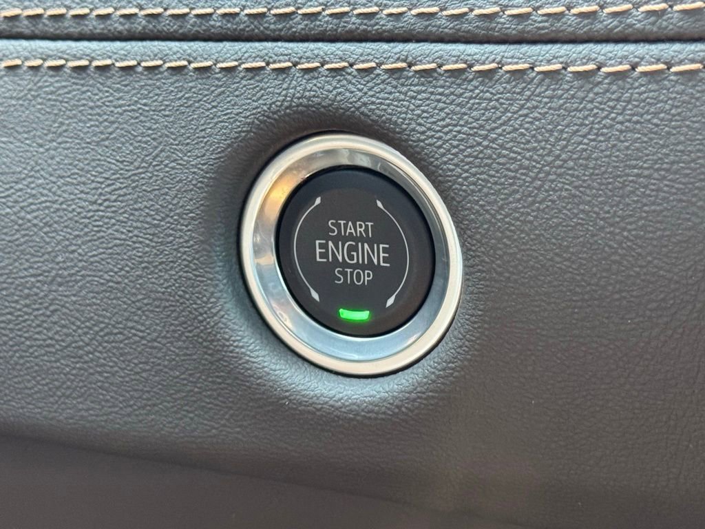 New 2026 Cadillac Escalade Luxury w/ Touring Package AWD/4WD image 25