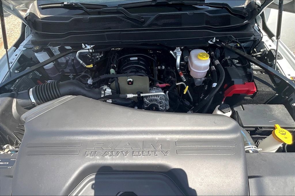 Used 2024 RAM 3500 Tradesman w/ Chrome Appearance Group image 19