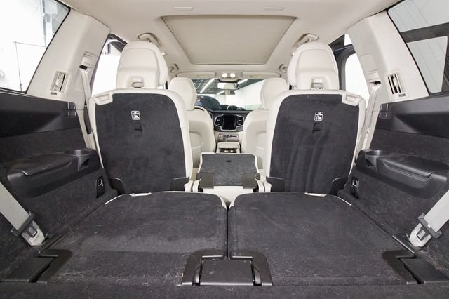 Certified 2023 Volvo XC90 B6 Plus AWD/4WD image 24