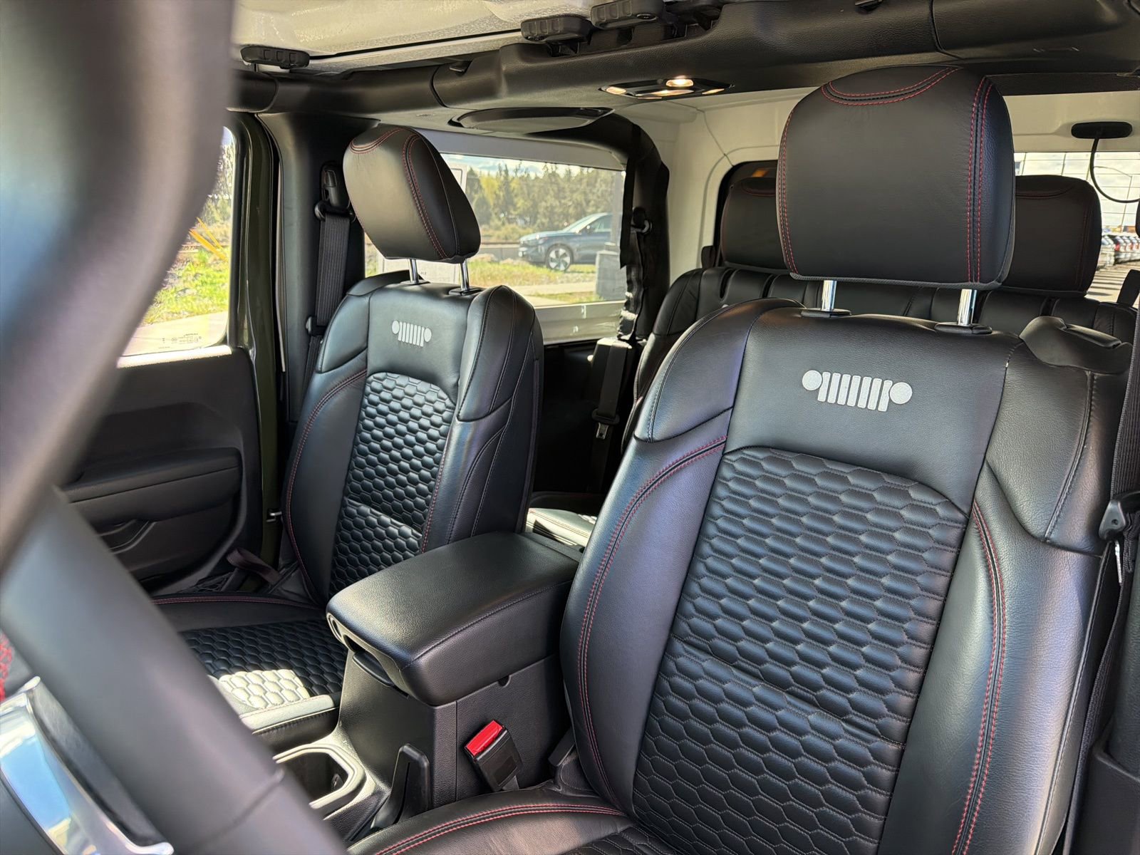 Used 2023 Jeep Wrangler Rubicon w/ LED Lighting Group image 19