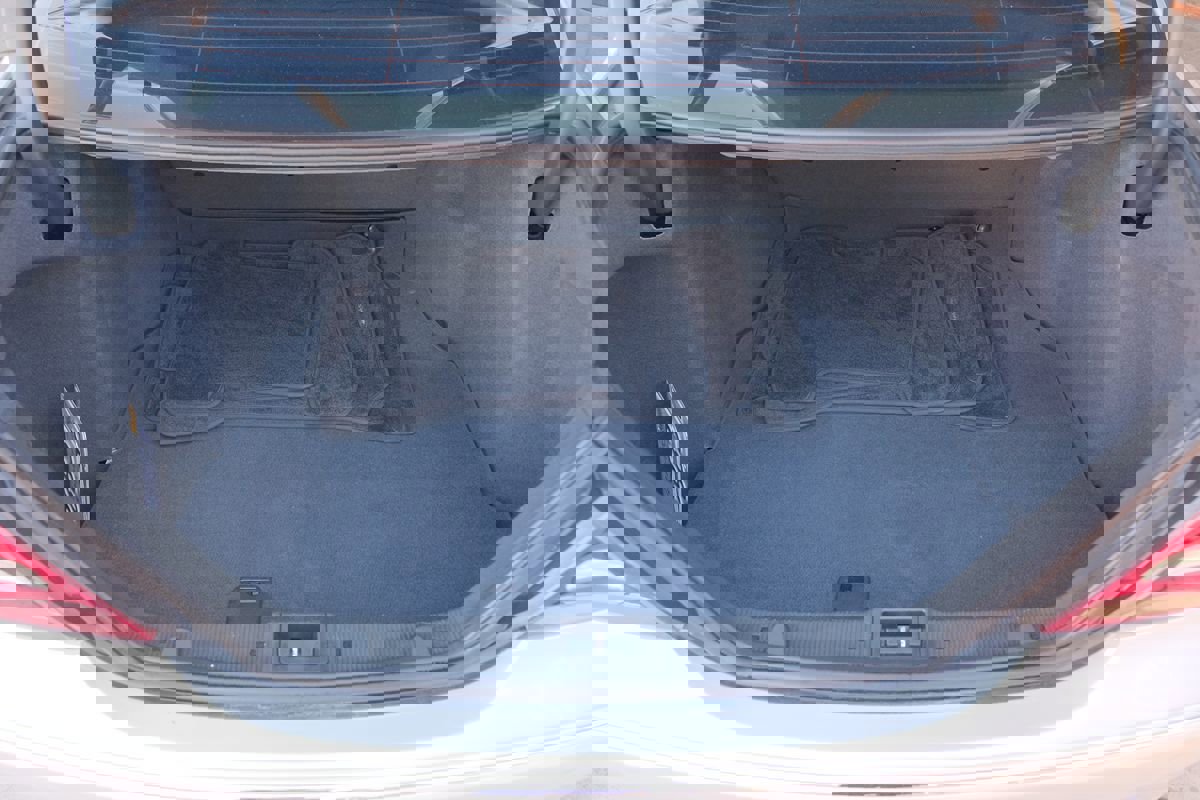 Used 2002 Mercedes-Benz C 320 Sedan image 34