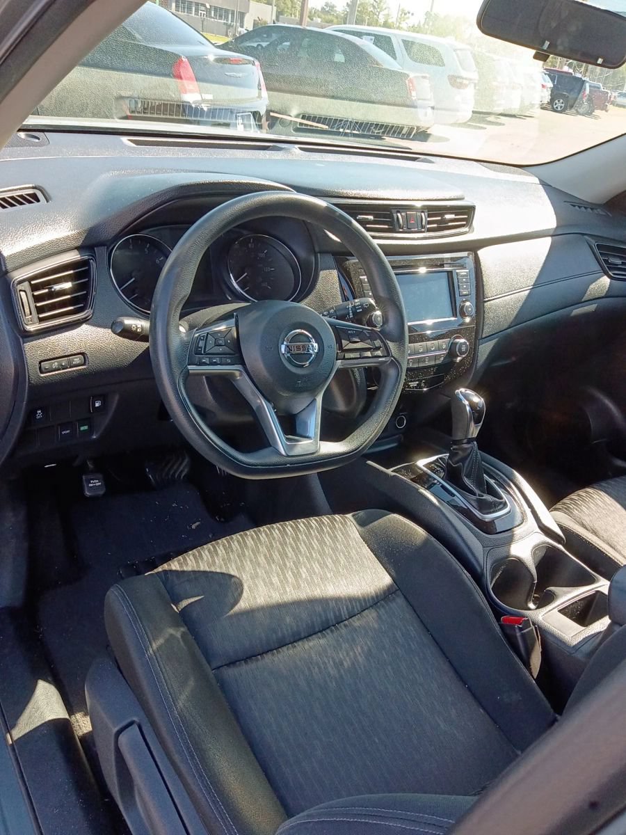 Used 2018 Nissan Rogue S FWD image 21