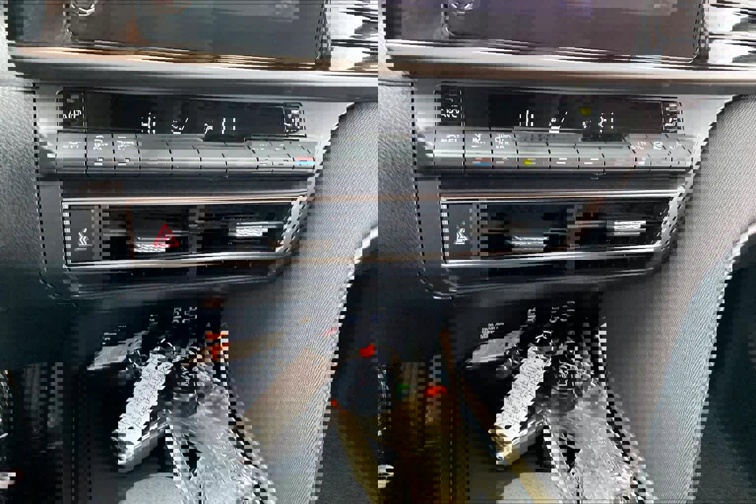 Used 2025 Toyota Camry LE w/ Convenience Package image 32