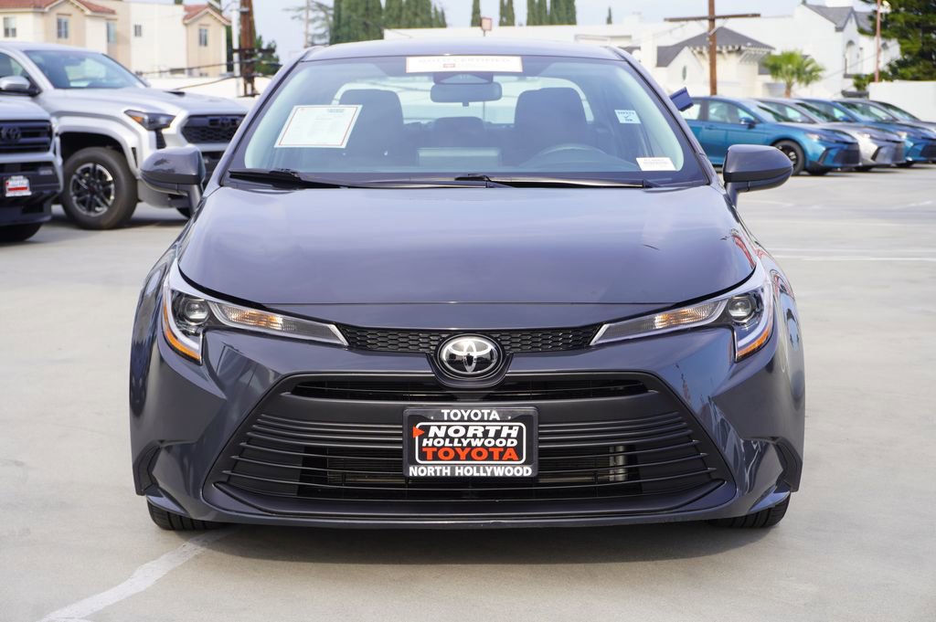 Certified 2025 Toyota Corolla LE video 3