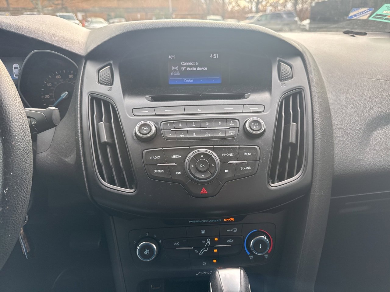 Used 2016 Ford Focus SE image 10