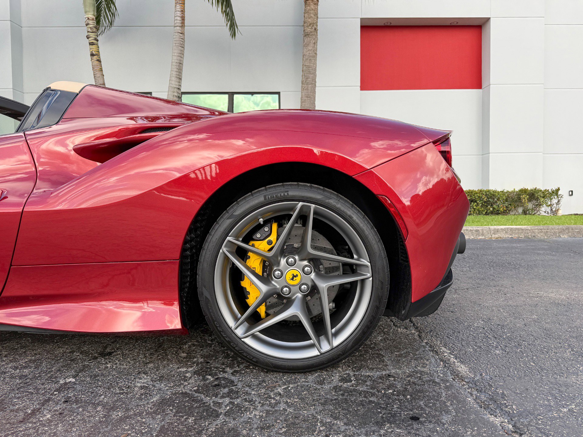 Used 2023 Ferrari F8 Tributo image 11