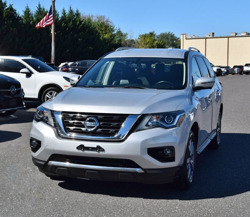Used 2019 Nissan Pathfinder SL