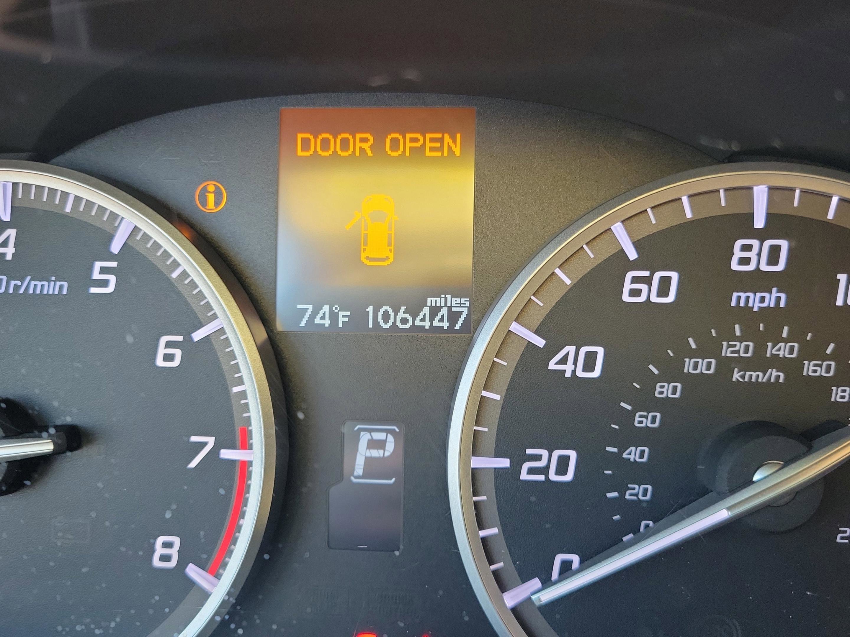 Used 2015 Acura RDX FWD image 25