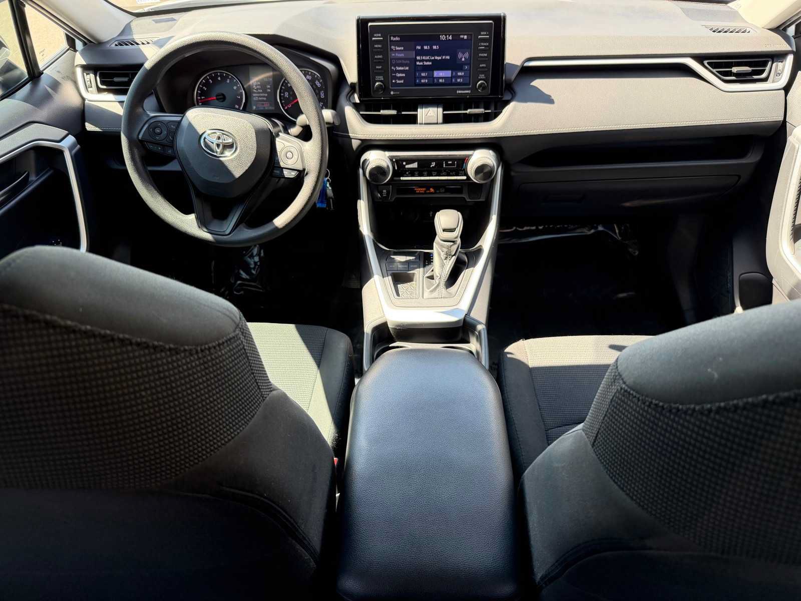 Used 2020 Toyota RAV4 LE w/ Carpet Mat Package FWD image 25