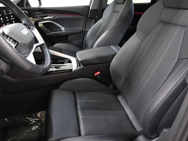 Used 2025 Audi Q5 Premium Plus w/ Premium Plus AWD/4WD image 8