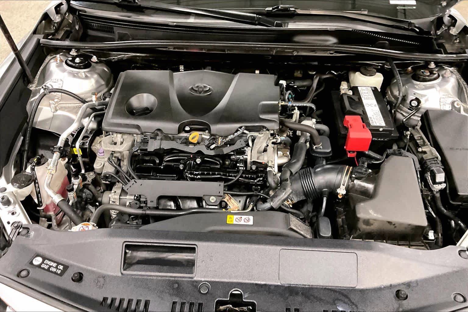 Used 2019 Toyota Camry XLE FWD image 32