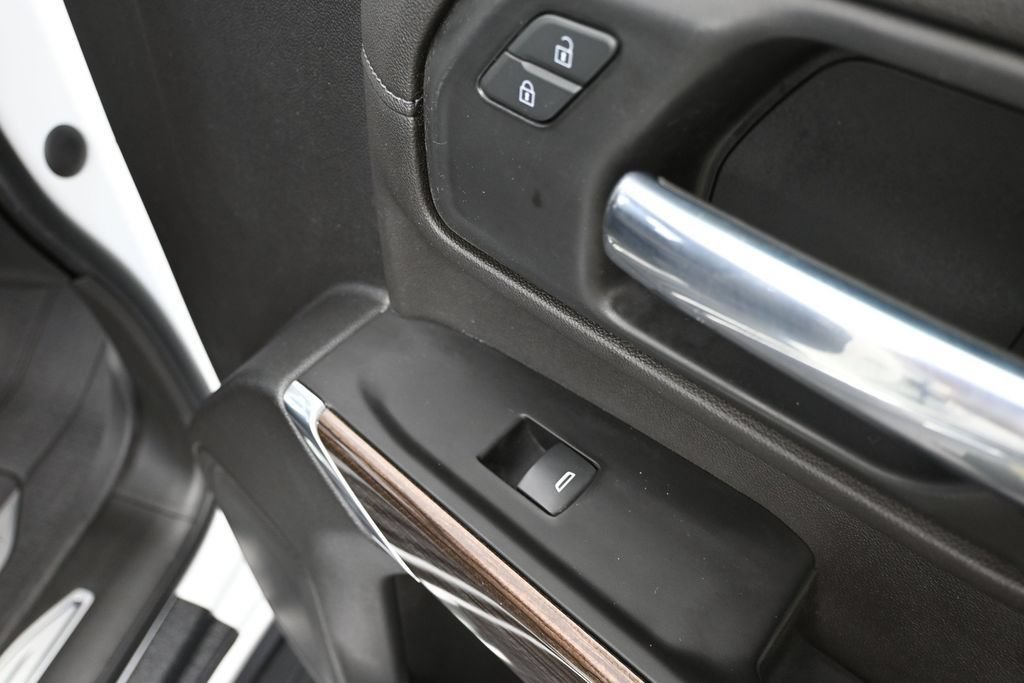 Used 2022 Chevrolet Silverado 2500 LT AWD/4WD image 36