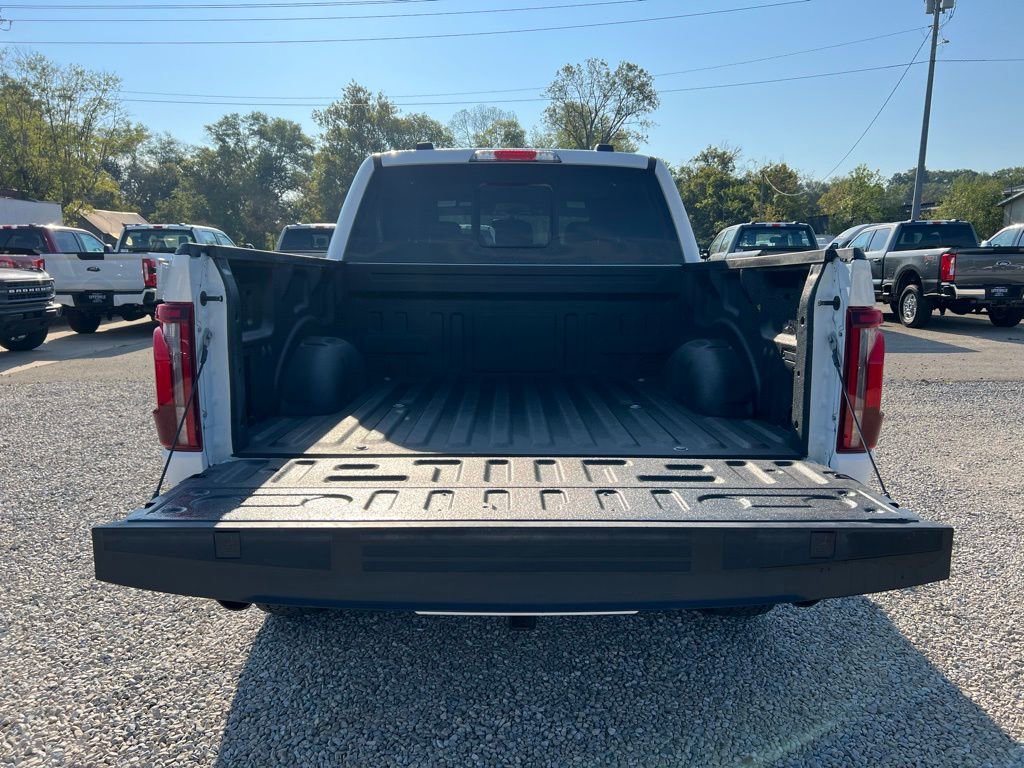 Used 2024 Ford F150 Lariat w/ FX4 Off-Road Package image 17