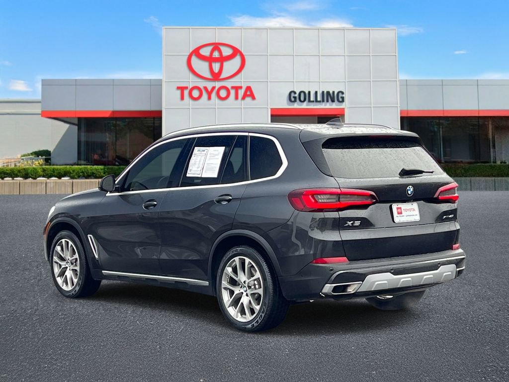 Used 2022 BMW X5 xDrive40i w/ Executive Package image 4