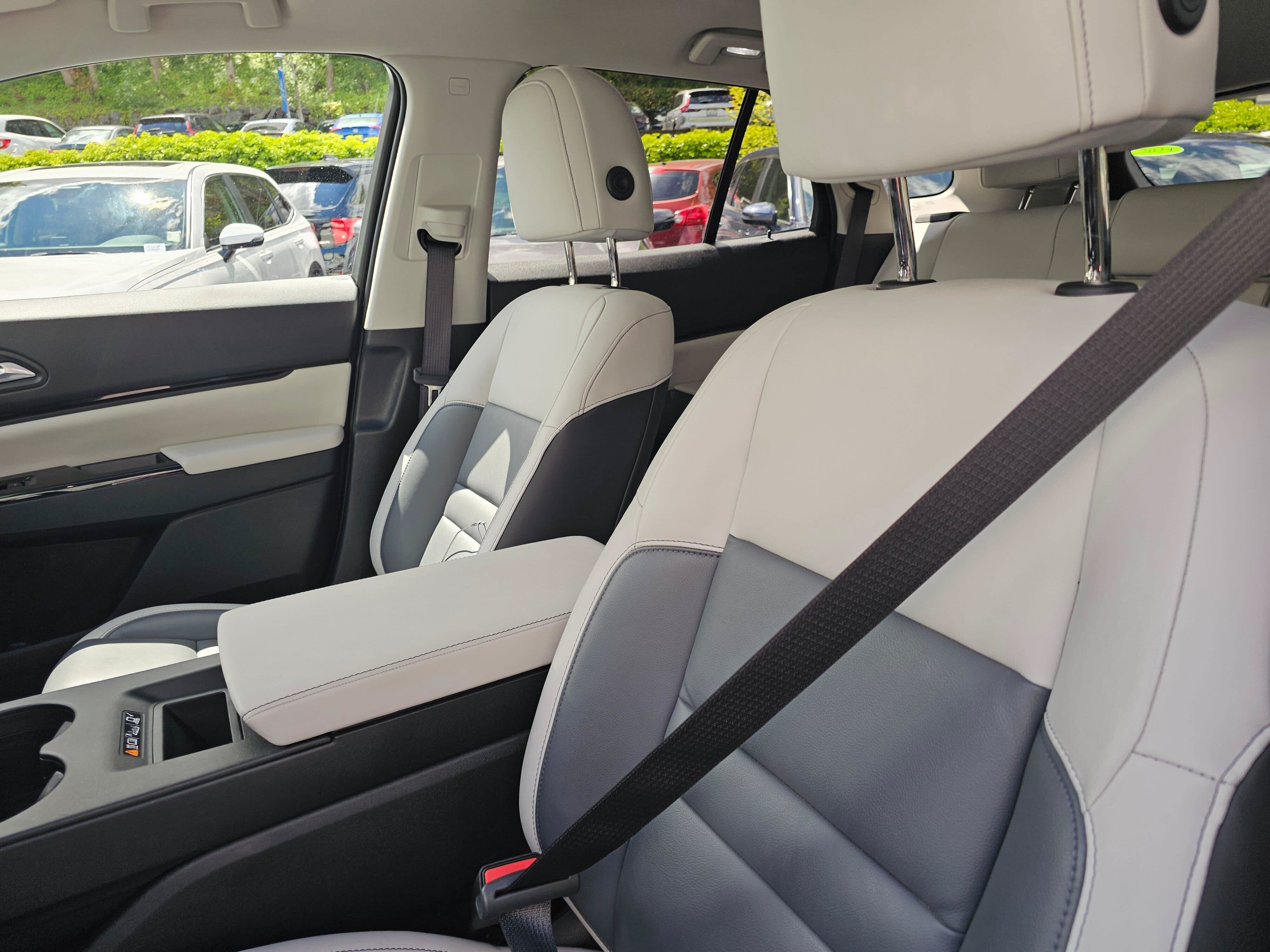 Used 2025 Honda Prologue Touring image 24