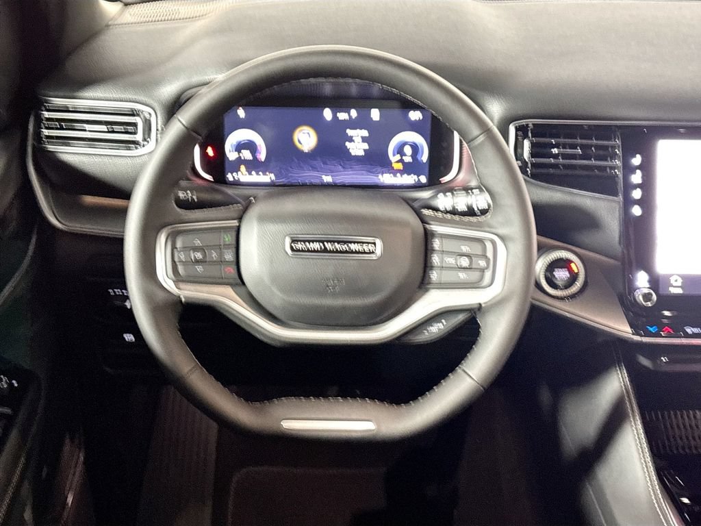 New 2026 Jeep Grand Wagoneer L Limited AWD/4WD image 13