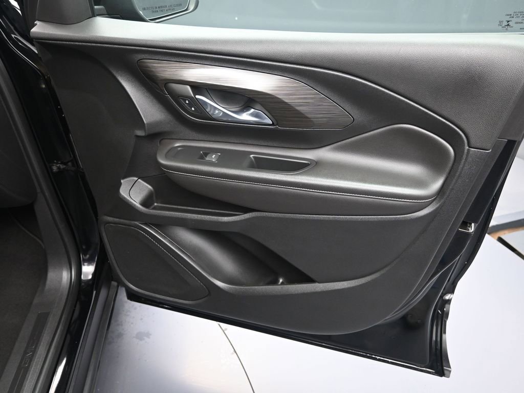 Used 2023 GMC Terrain SLE w/ Driver Convenience Package AWD/4WD image 37