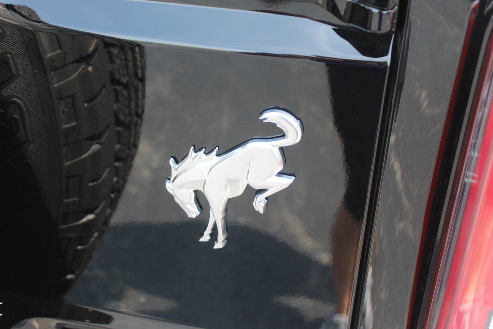 New 2025 Ford Bronco Outer Banks image 14