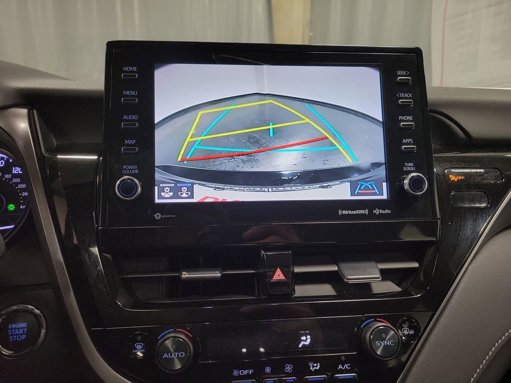 Used 2023 Toyota Camry SE w/ Cold Weather Package FWD image 17