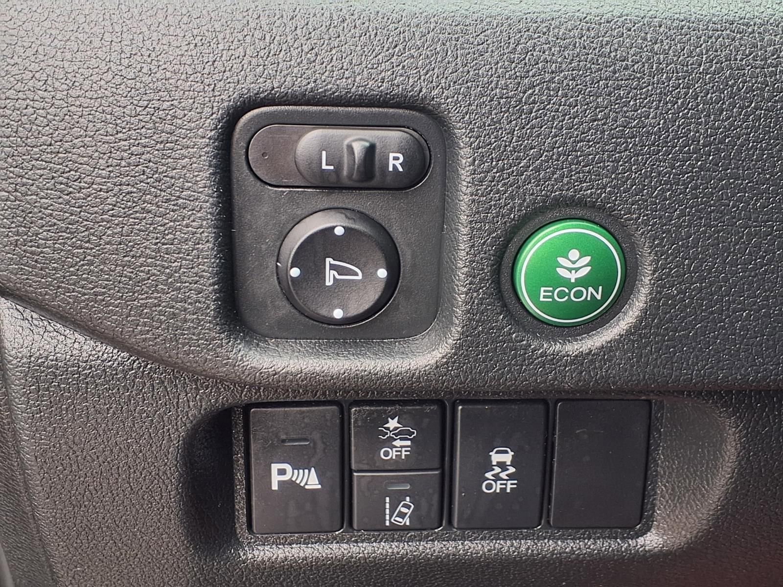 Used 2022 Honda Pilot Touring image 11
