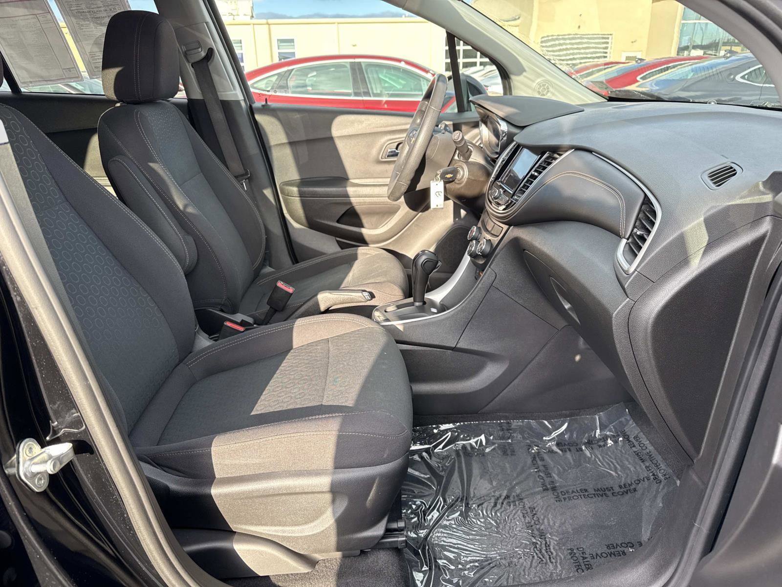 Used 2020 Chevrolet Trax LS w/ Tint and Cruise Package image 17