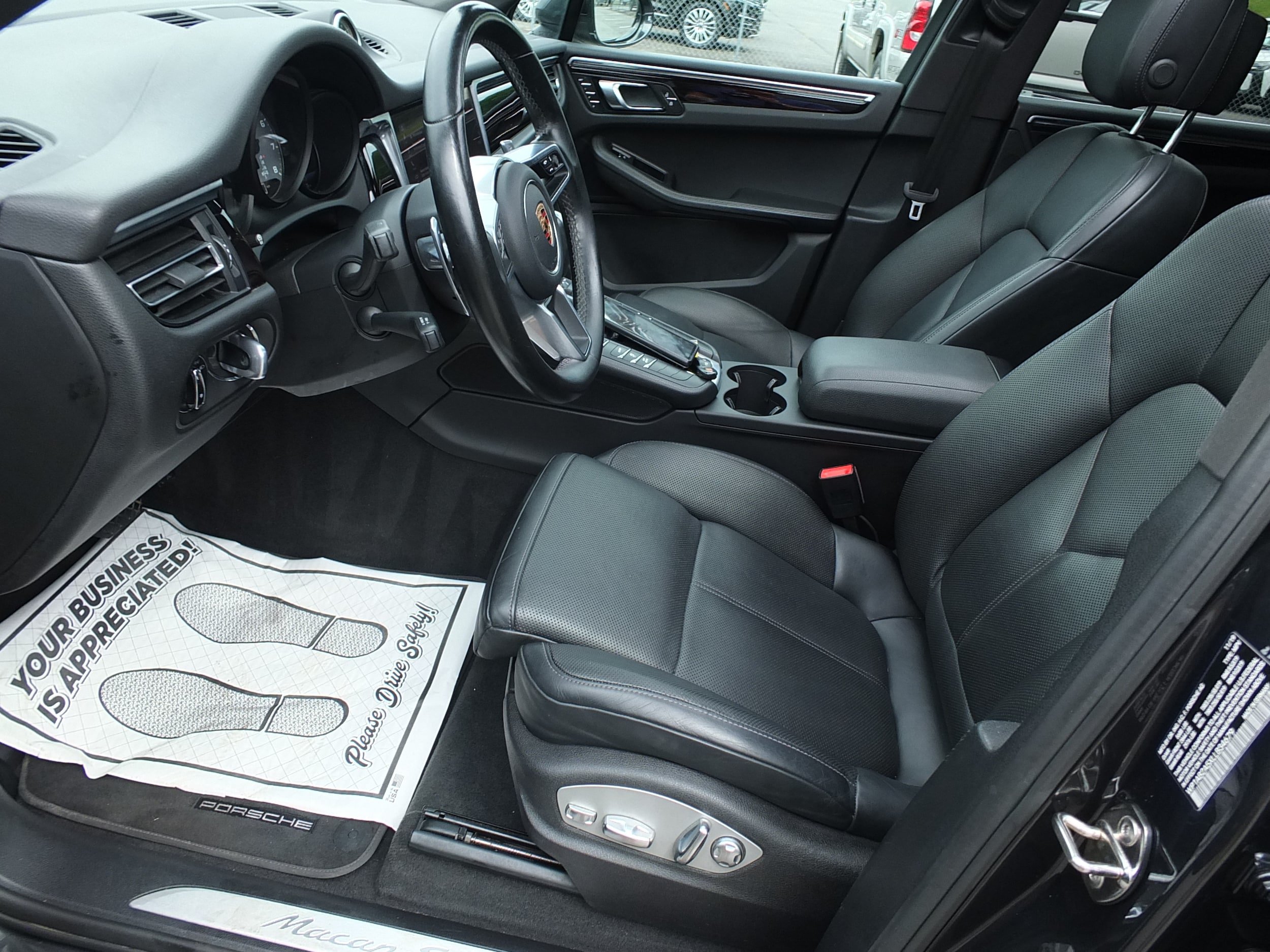 Used 2020 Porsche Macan S AWD/4WD image 12