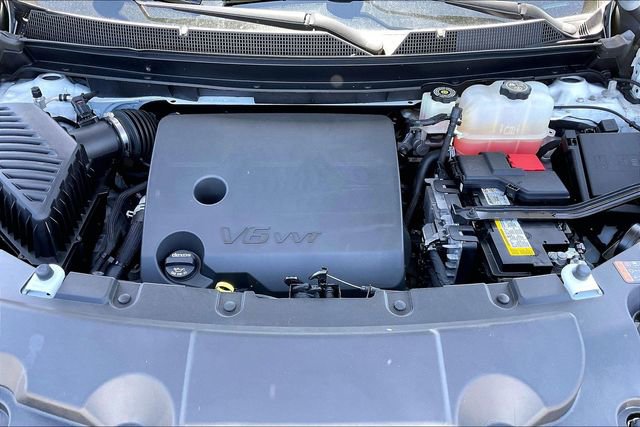 Used 2022 Chevrolet Traverse LT w/ LPO, Floor Liner Package AWD/4WD image 21