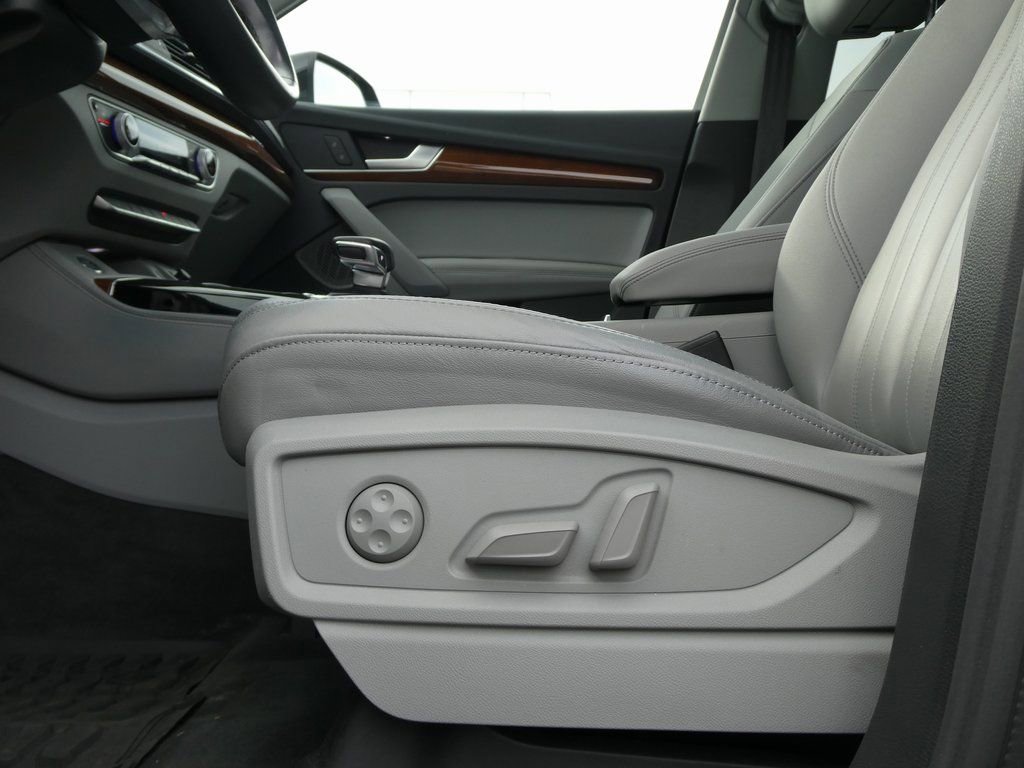 Used 2022 Audi Q5 2.0T Premium Plus image 7