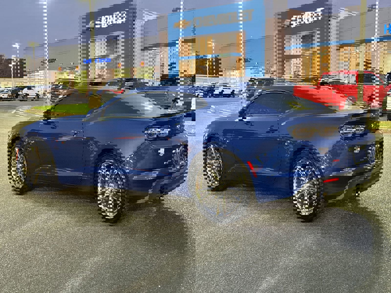 Used 2019 Chevrolet Camaro LT w/ RS Package image 8