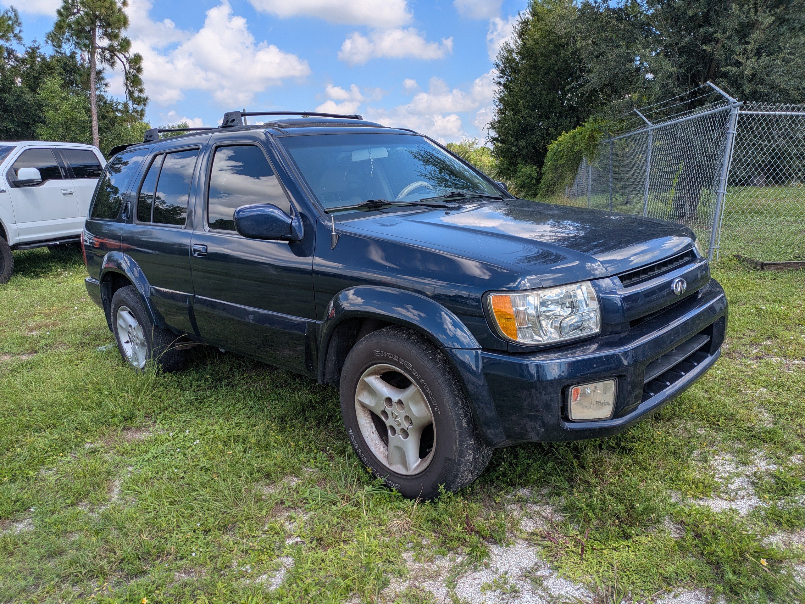 Used 2003 INFINITI QX4 4WD video 2