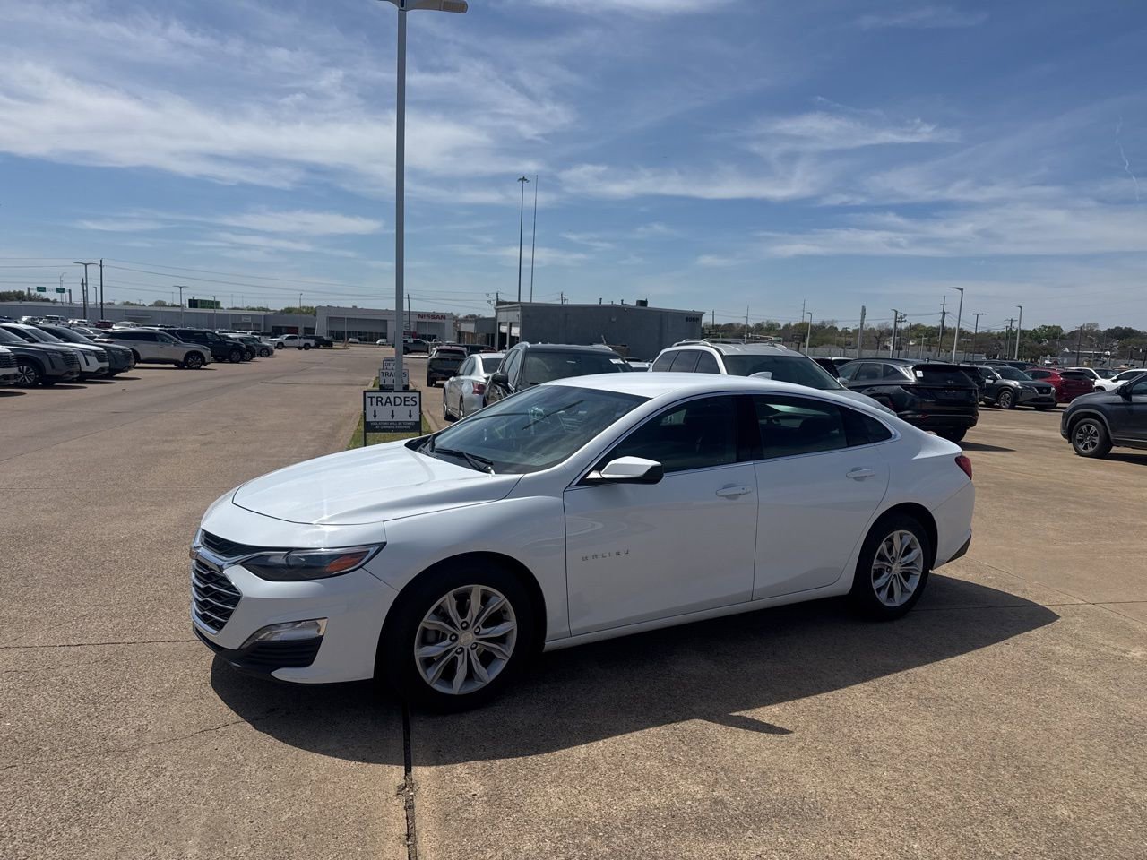 Used 2025 Chevrolet Malibu LT image 9