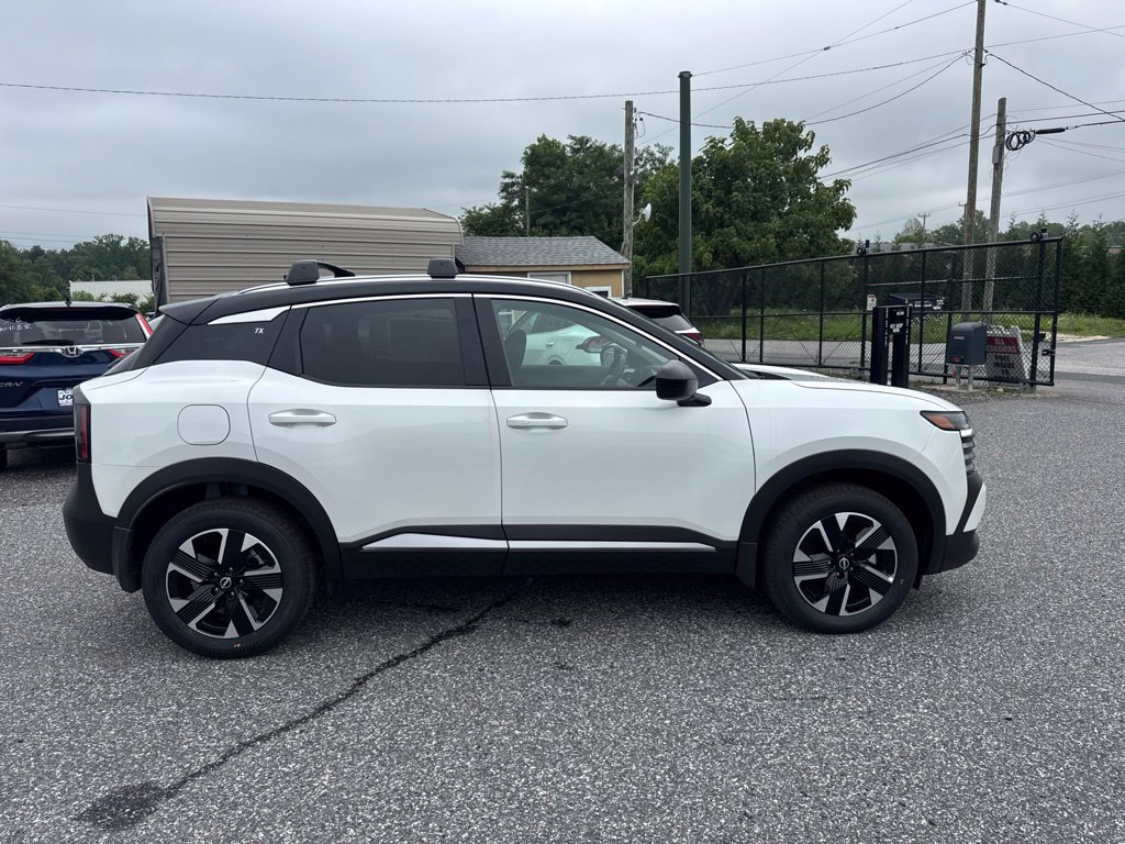 New 2026 Nissan Kicks SV w/ Interior Electronics Package AWD/4WD image 4