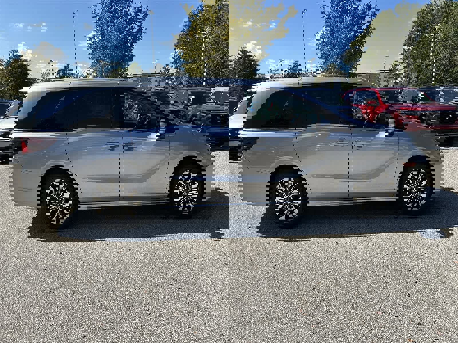 New 2026 Honda Odyssey Elite image 7