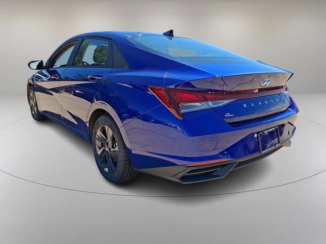 Certified 2022 Hyundai Elantra SEL w/ Convenience Package FWD image 7