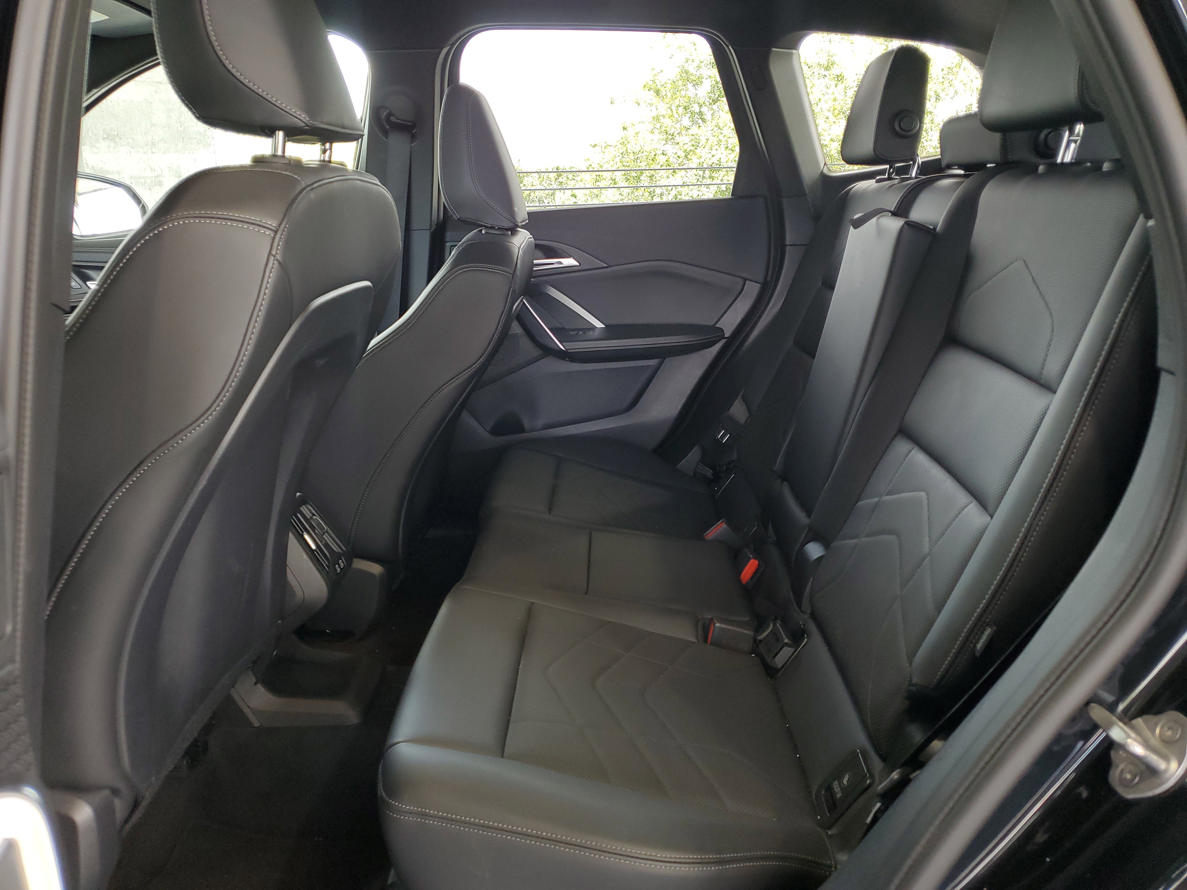 Used 2025 BMW X1 xDrive28i AWD/4WD image 9