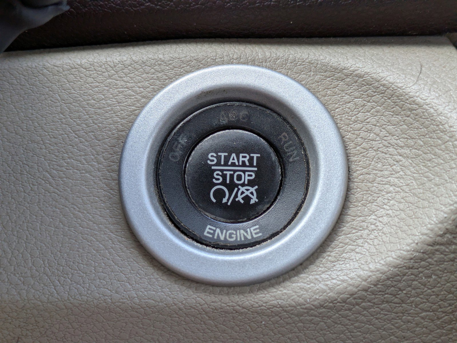 Used 2016 RAM 3500 Laramie Longhorn w/ Convenience Group image 27