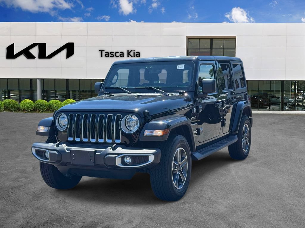 Used 2023 Jeep Wrangler Unlimited Sahara w/ Cold Weather Group AWD/4WD image 4