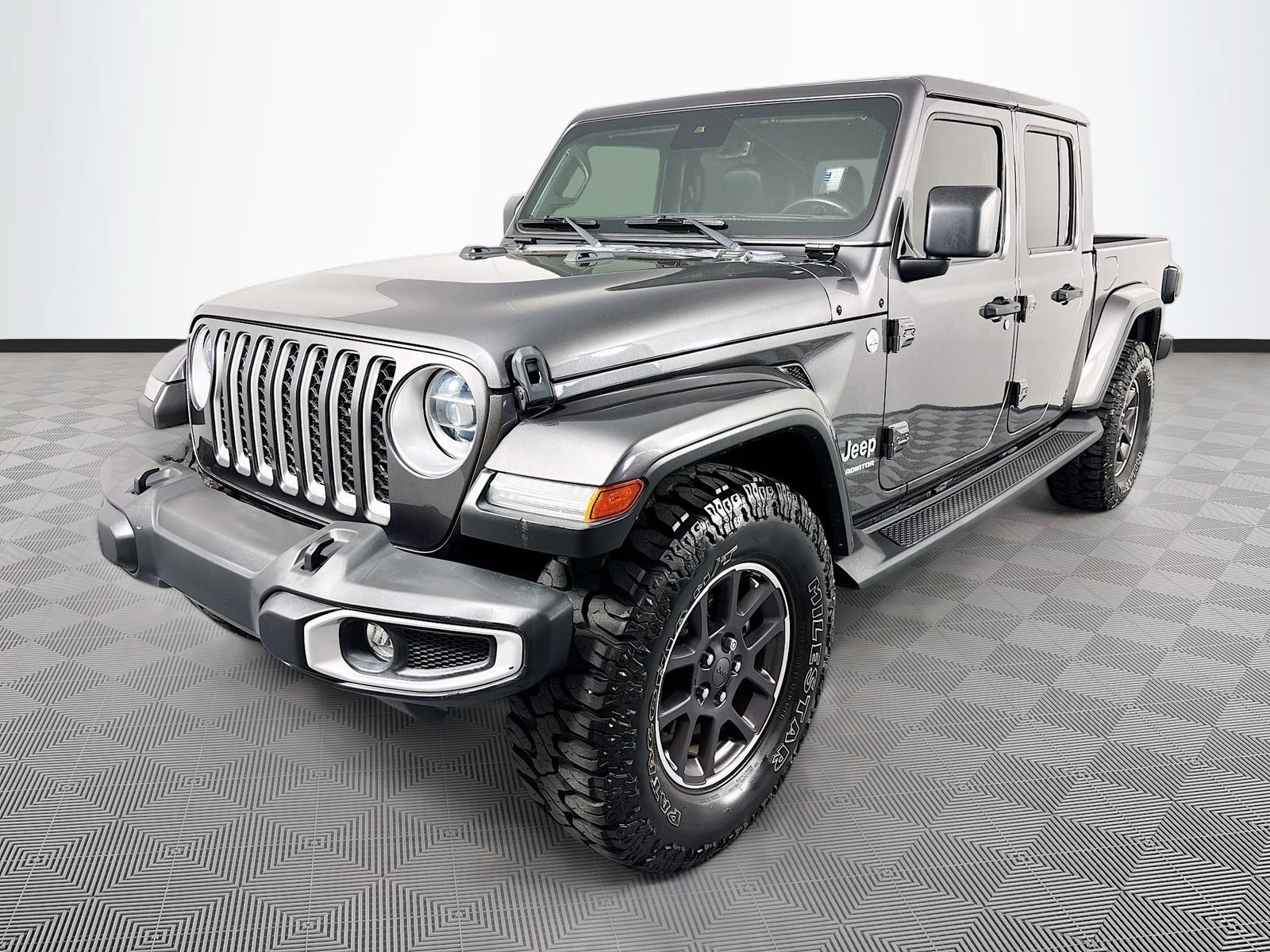 Used 2021 Jeep Gladiator Overland w/ Popular Equipment Package AWD/4WD image 3