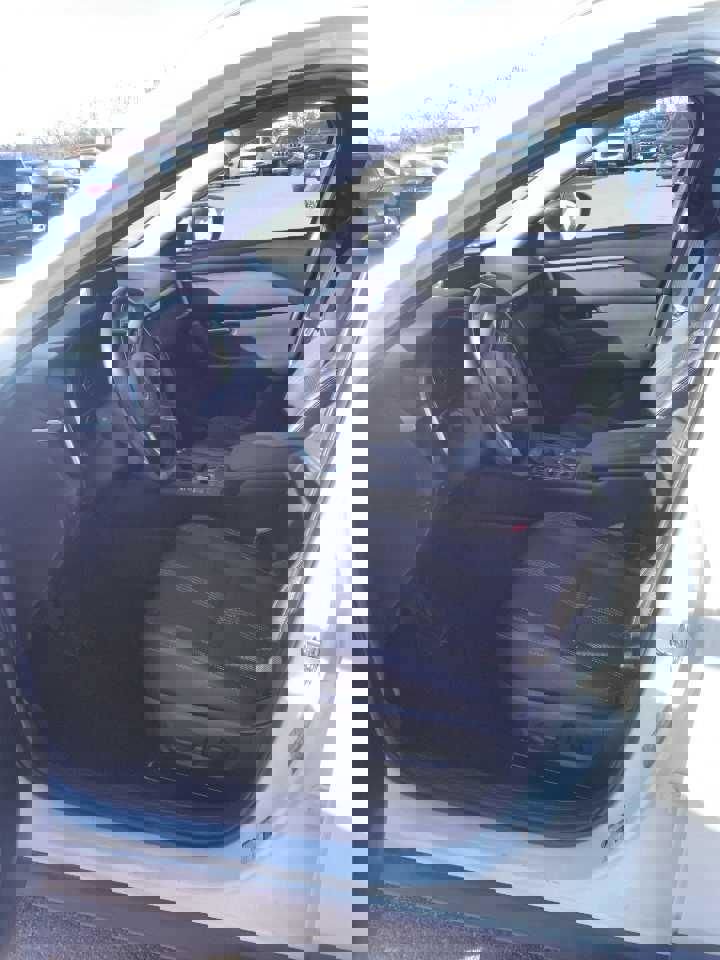 Used 2024 MAZDA CX-50 AWD 2.5 S w/ Preferred Package image 2