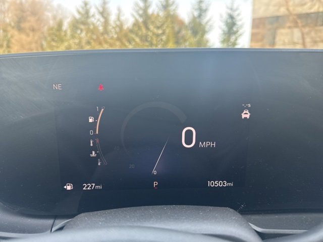 Used 2025 Buick Envista Sport Touring image 8