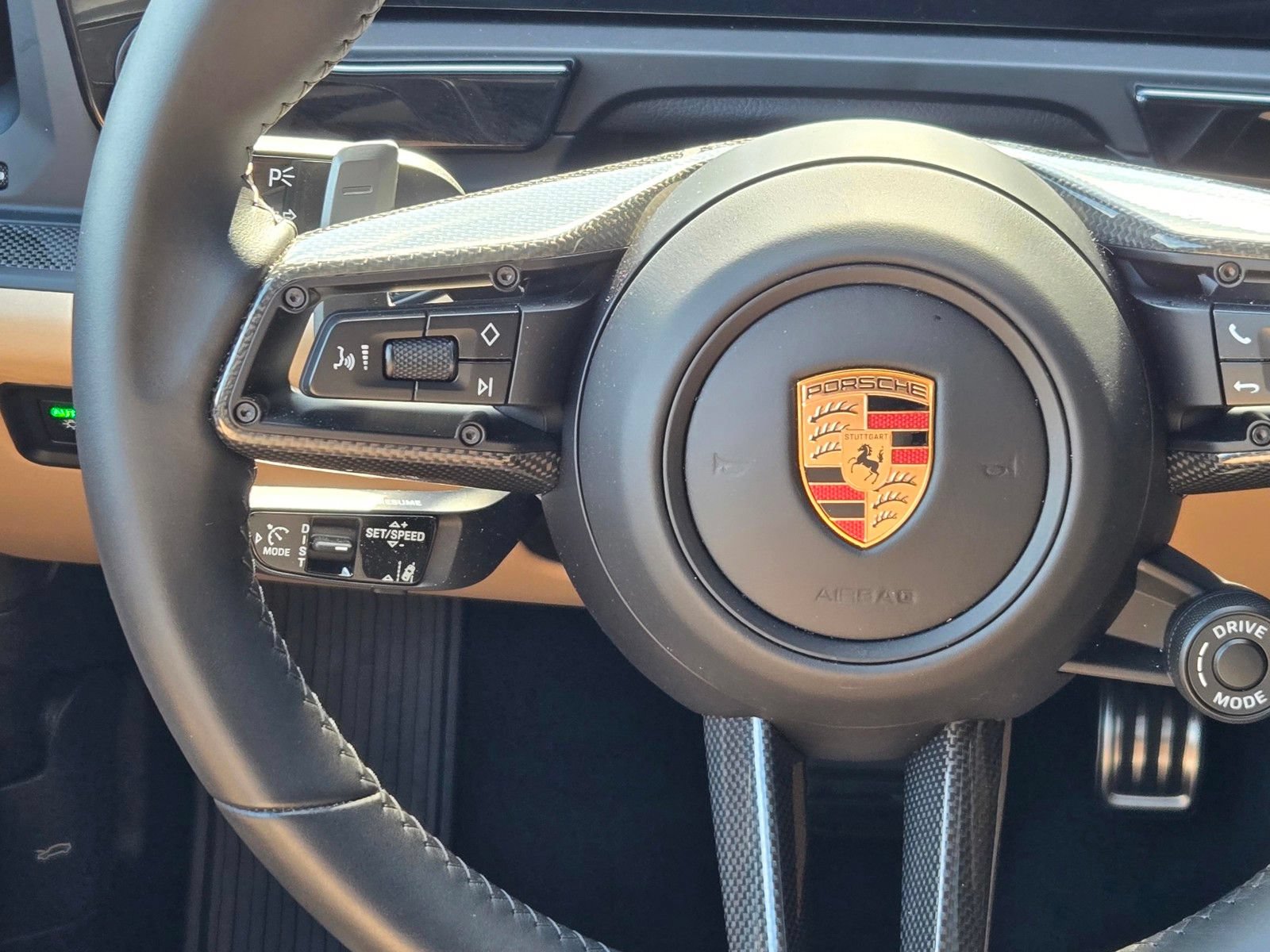 Certified 2026 Porsche Cayenne GTS AWD/4WD image 16