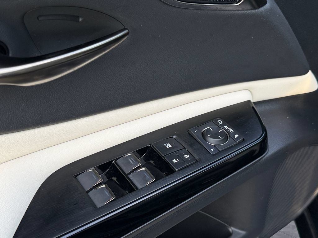 Certified 2025 Lexus ES 350 Ultra Luxury FWD image 14