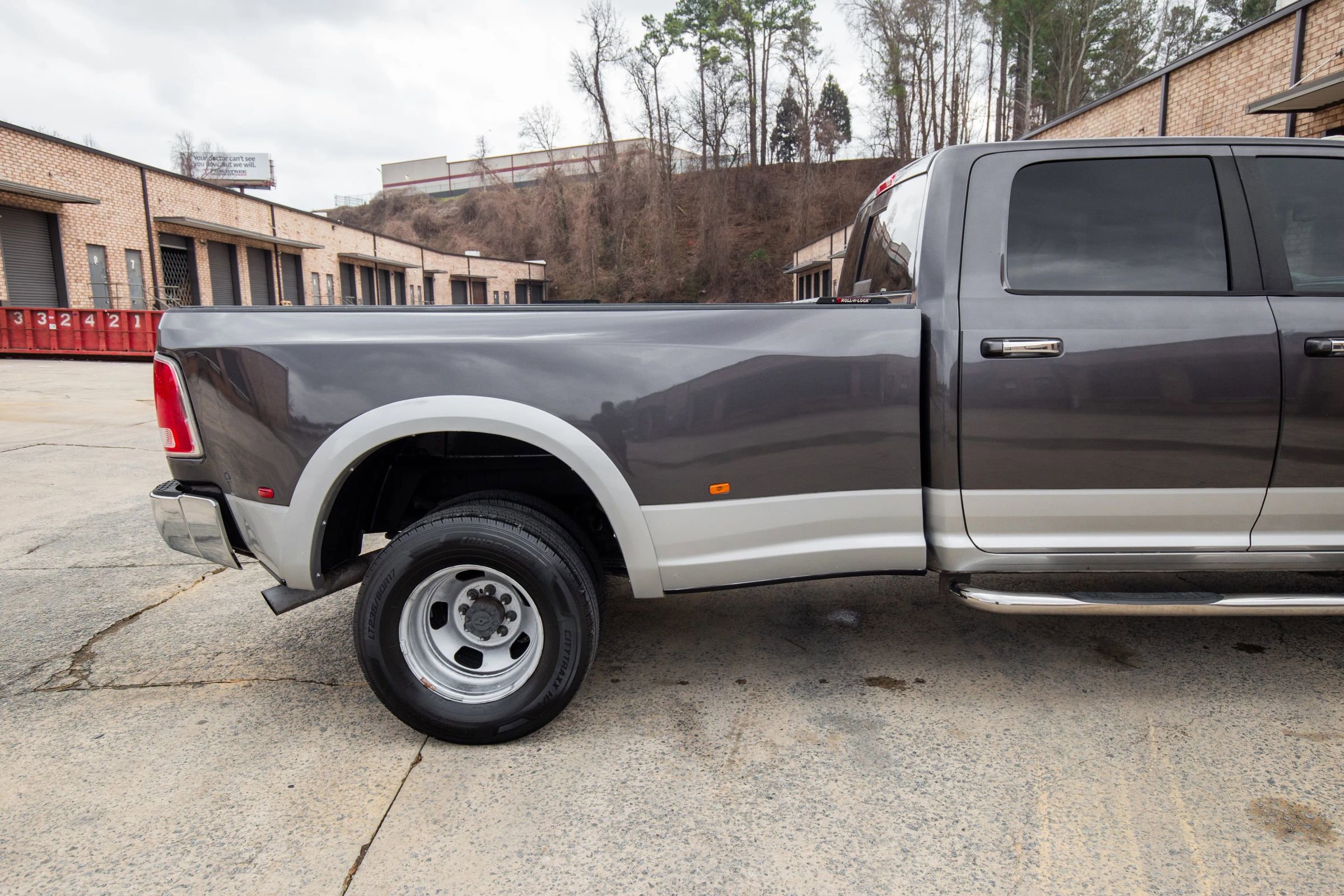 Used 2014 RAM 3500 Laramie image 12