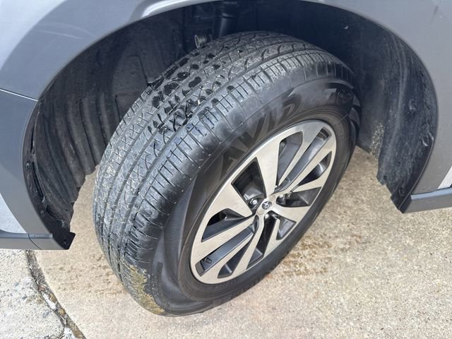 Certified 2025 Subaru Outback Premium w/ Popular Package #1A image 14