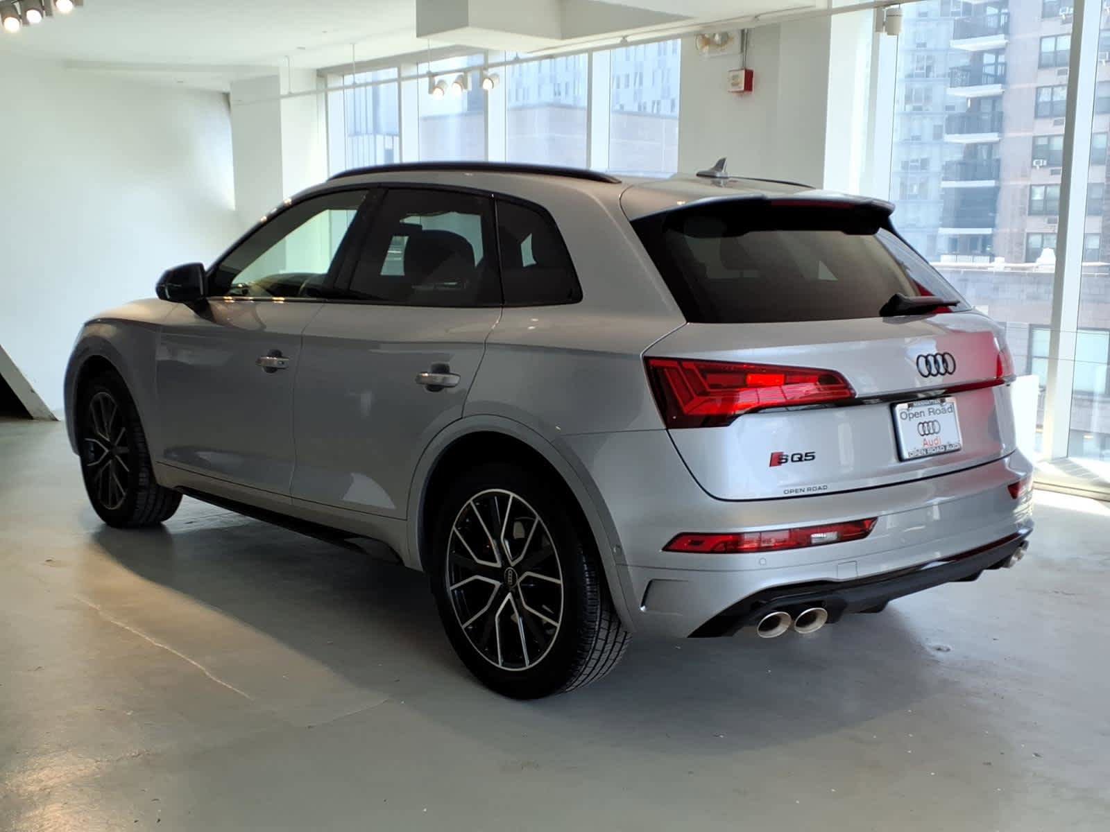 Used 2023 Audi SQ5 Prestige w/ Prestige Package AWD/4WD image 6