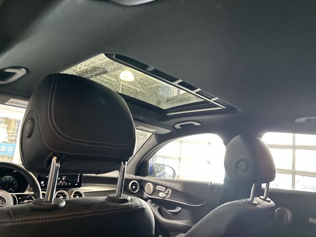 Used 2023 Mercedes-Benz GLC 300 4MATIC Coupe image 18